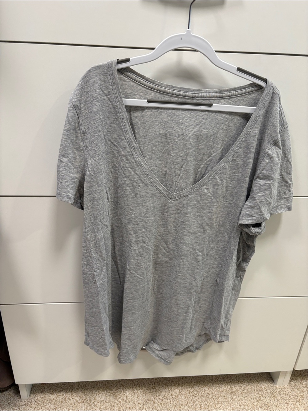 Lululemon V Neck Tee Grey Size L